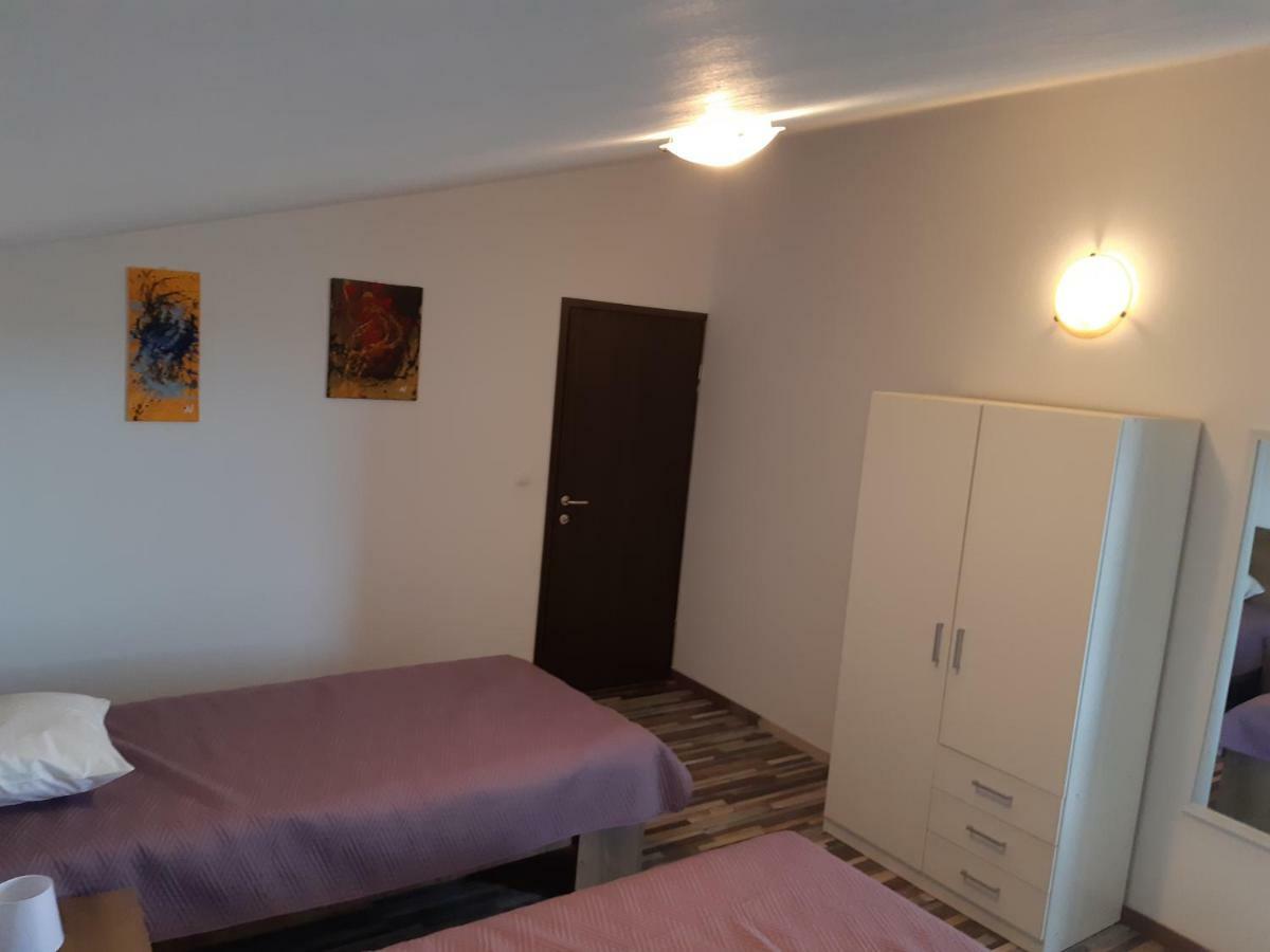Apartments Vukelic スタリグラード エクステリア 写真